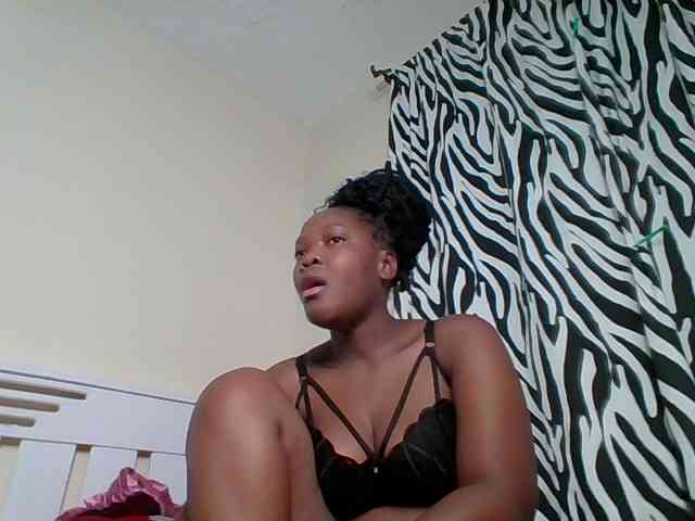 Sexyicey webcam