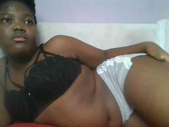 Sexyicey webcam