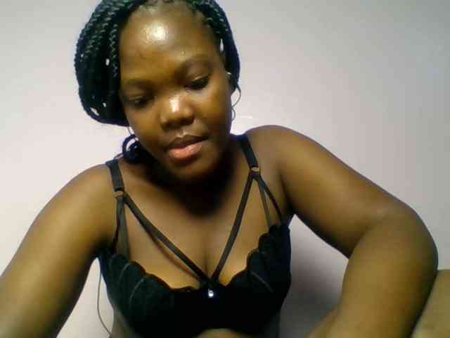 Sexyicey webcam