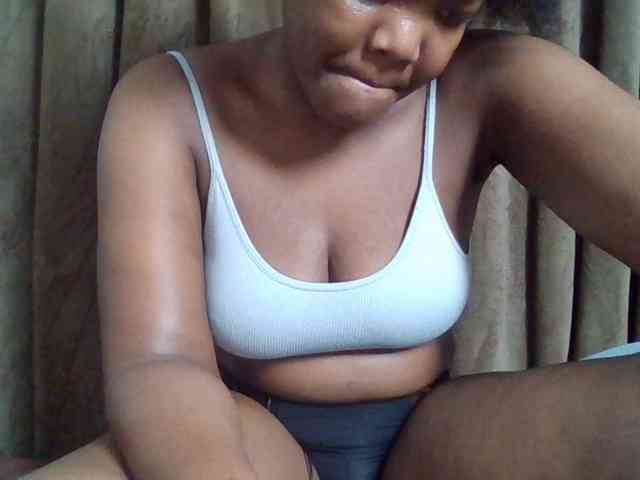 Sexyicey webcam
