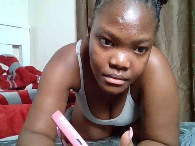 Sexyicey webcam