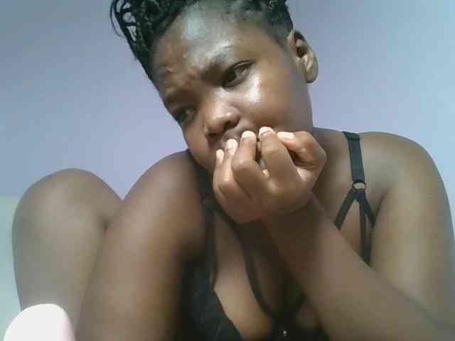 Sexyicey webcam