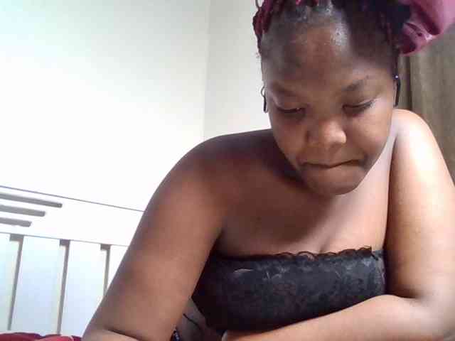 Sexyicey webcam