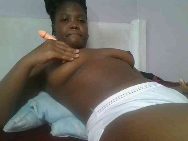 Sexyicey webcam