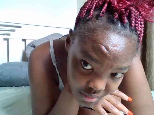 Sexyicey webcam