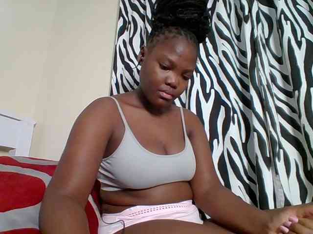 Sexyicey webcam