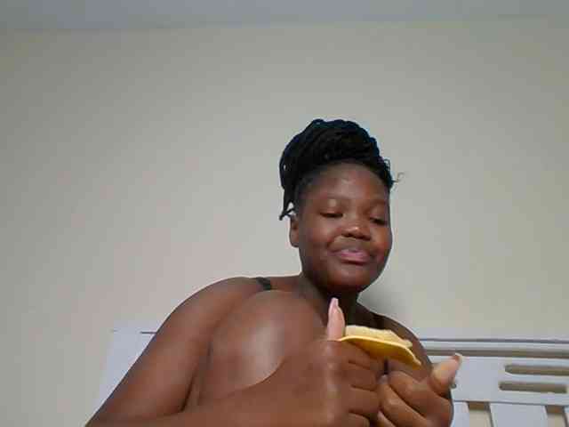 Sexyicey webcam
