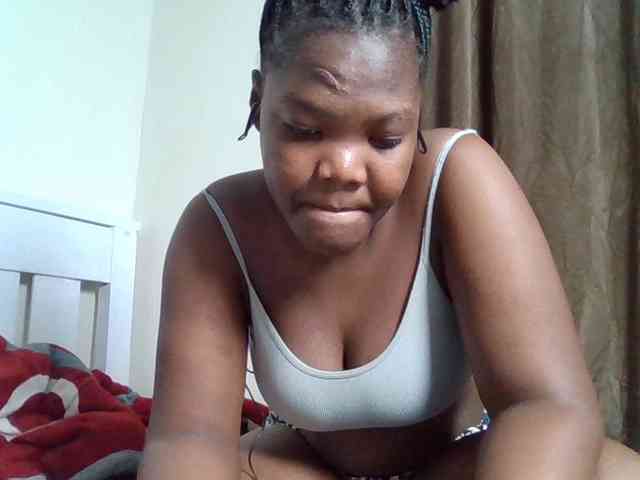 Sexyicey webcam