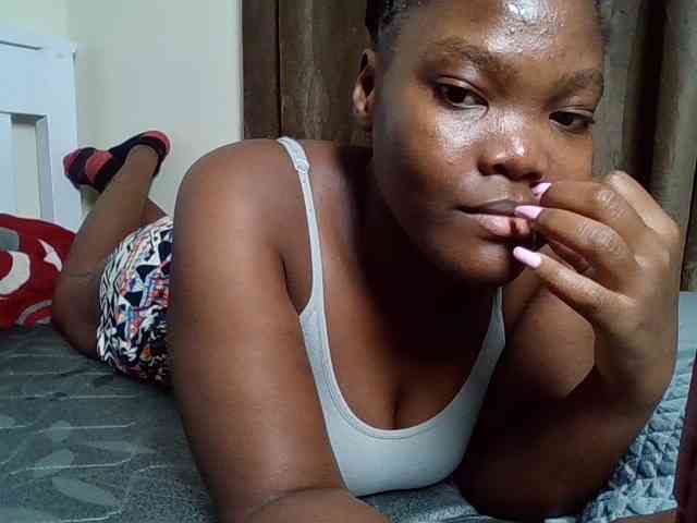 Sexyicey webcam