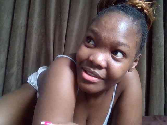 Sexyicey webcam