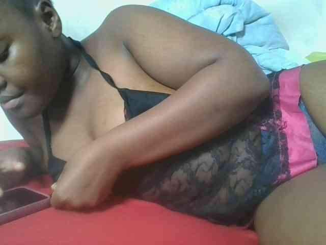 Sexyicey webcam