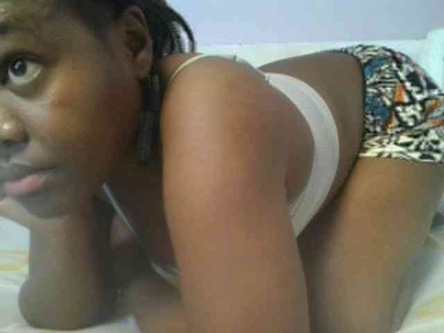 Sexyicey webcam
