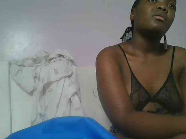 Sexyicey webcam