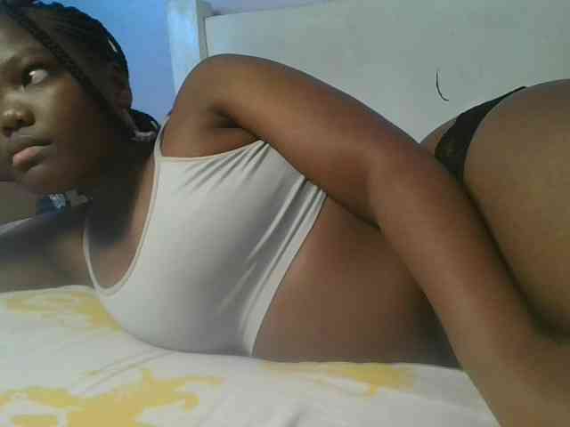 Sexyicey webcam