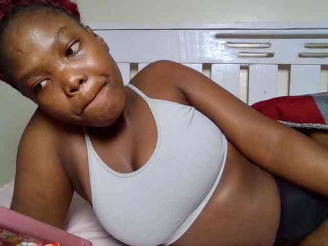 Sexyicey webcam