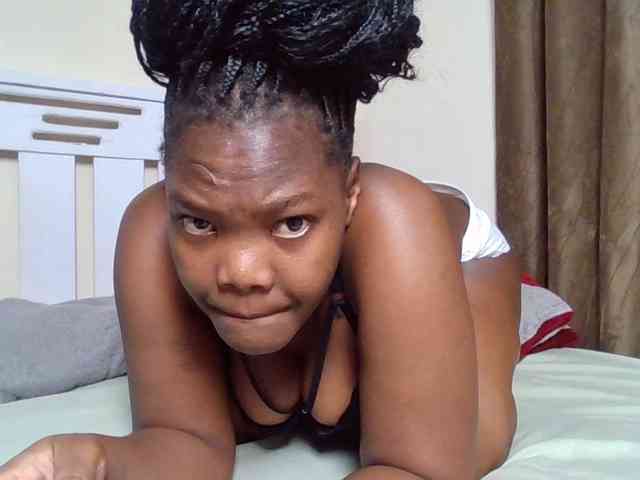 Sexyicey webcam