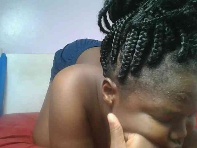 Sexyicey webcam
