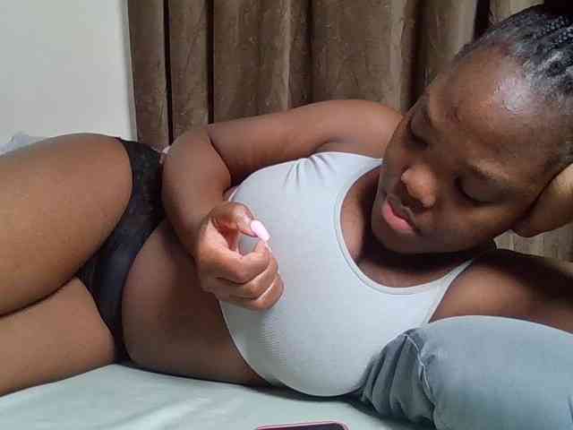 Sexyicey webcam