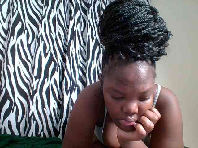 Sexyicey webcam