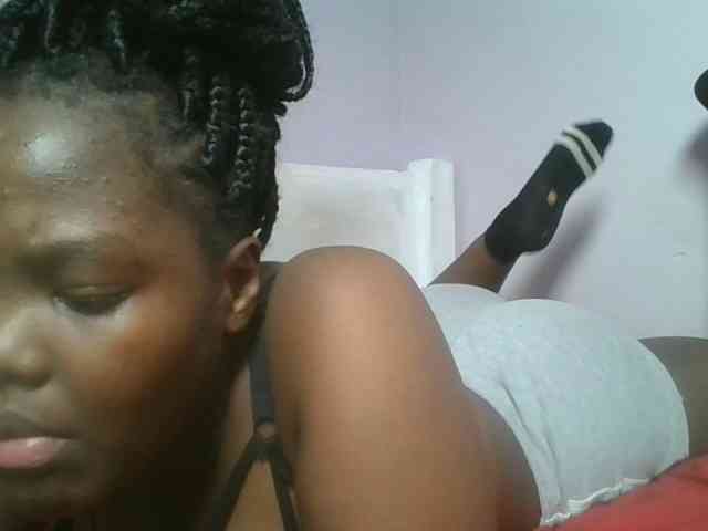 Sexyicey webcam