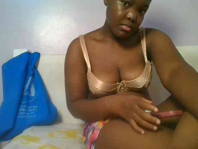 Sexyicey webcam