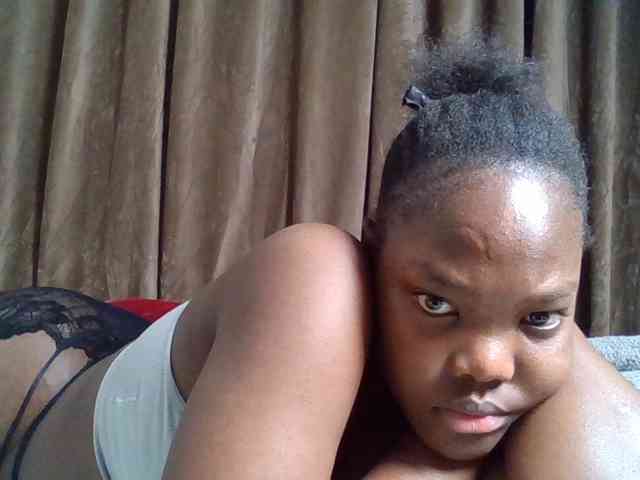 Sexyicey webcam