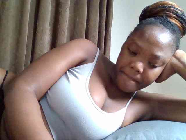 Sexyicey webcam