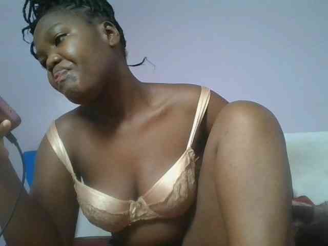 Sexyicey webcam