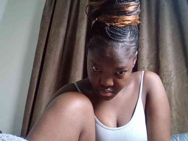 Sexyicey webcam