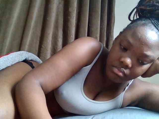 Sexyicey webcam