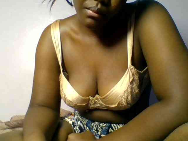 Sexyicey webcam