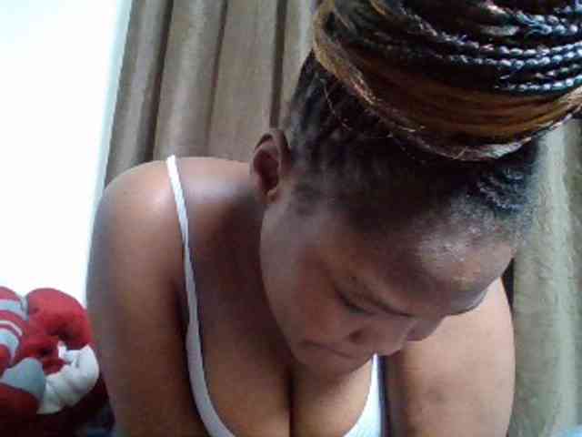 Sexyicey webcam