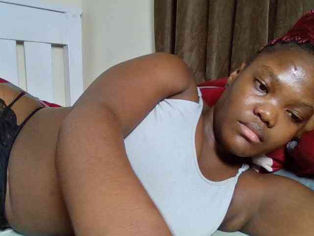 Sexyicey webcam