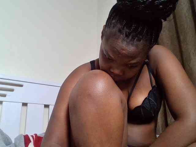 Sexyicey webcam