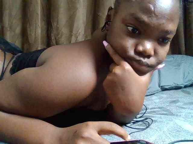 Sexyicey webcam