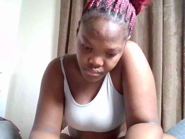 Sexyicey webcam