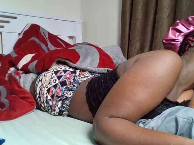 Sexyicey webcam