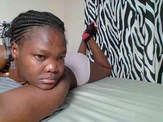 Sexyicey webcam
