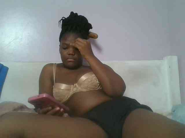 Sexyicey webcam