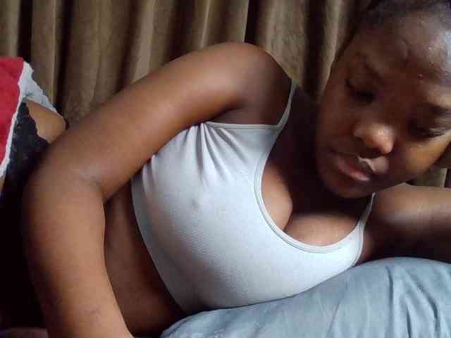 Sexyicey webcam
