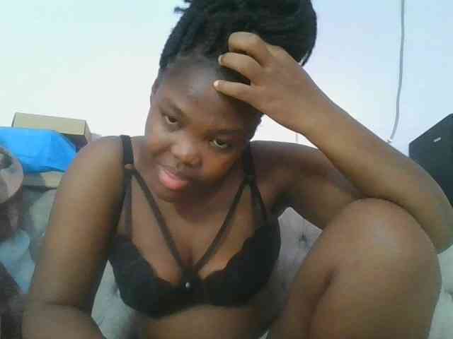 Sexyicey webcam