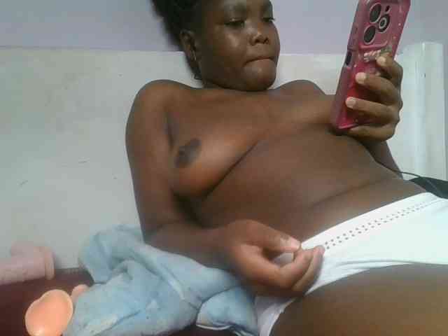 Sexyicey webcam
