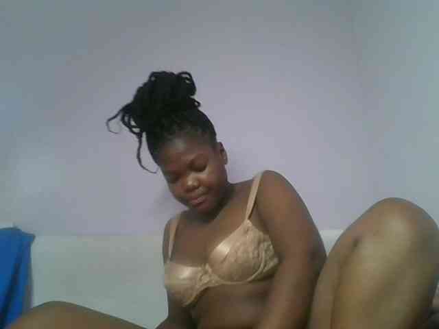 Sexyicey webcam