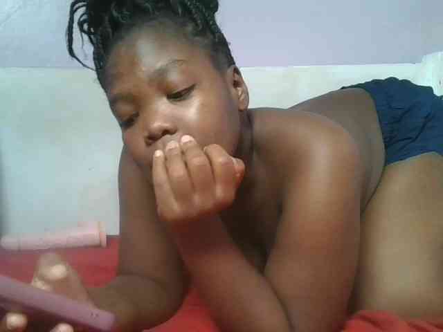Sexyicey webcam