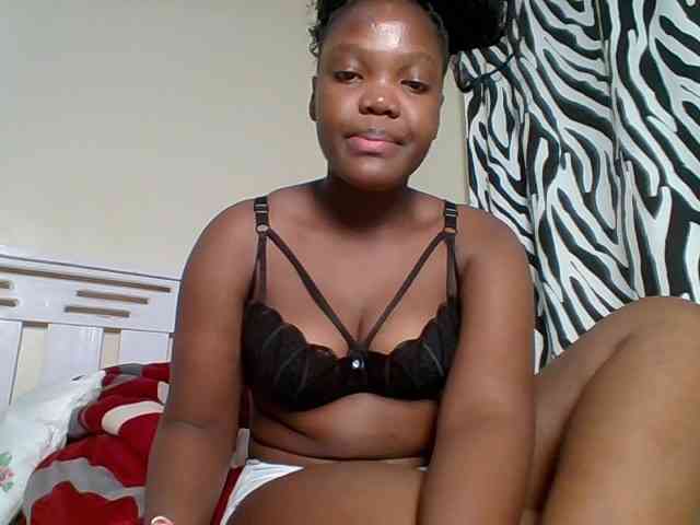 Sexyicey webcam
