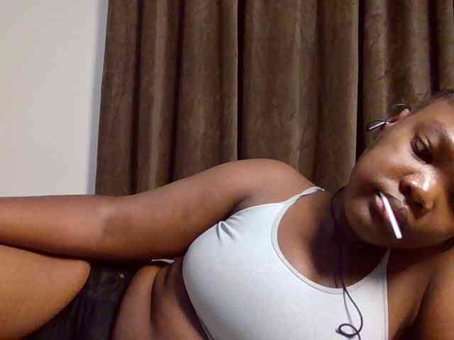 Sexyicey webcam