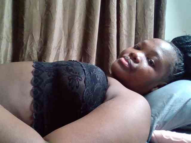 Sexyicey webcam