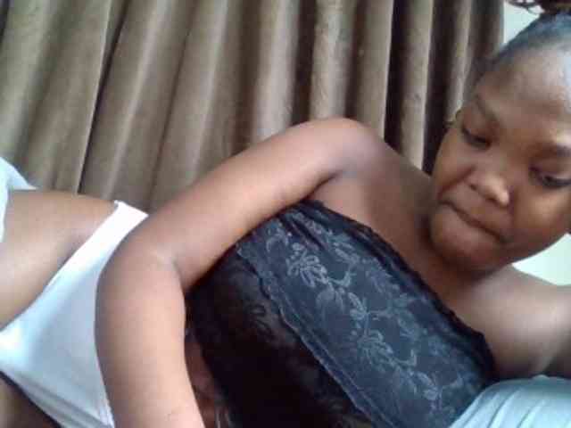 Sexyicey webcam