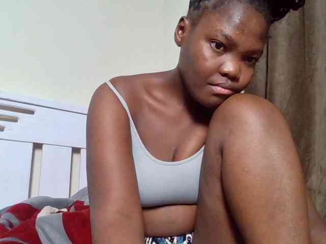 Sexyicey webcam