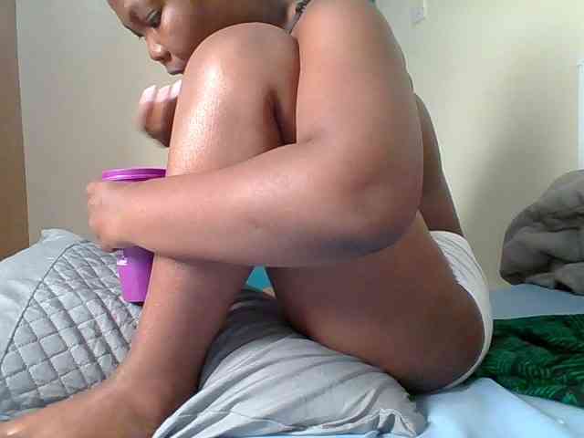 Sexyicey webcam